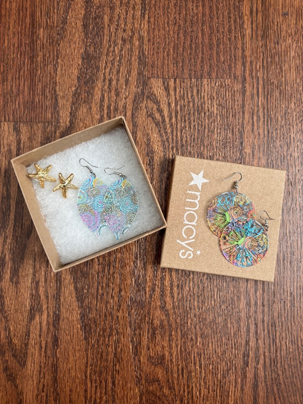 3 Pair Women’s Earrings Lot Ann Taylor Starfish Macy’s Colorful Dangle Earrings
